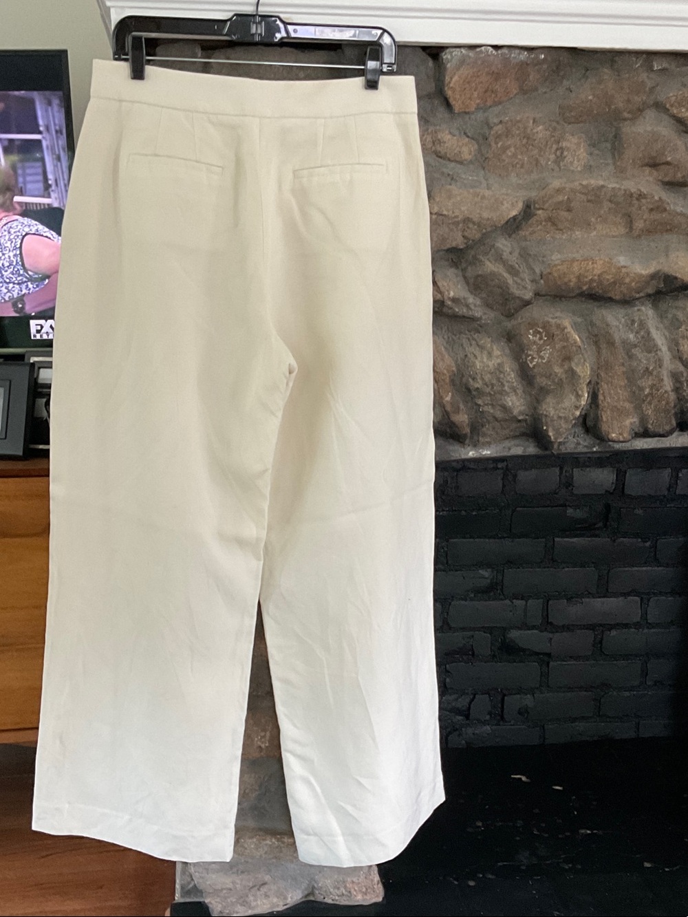 Banana Republic Cream High-Waist Wide-Leg Trousers - Picture 2 of 7